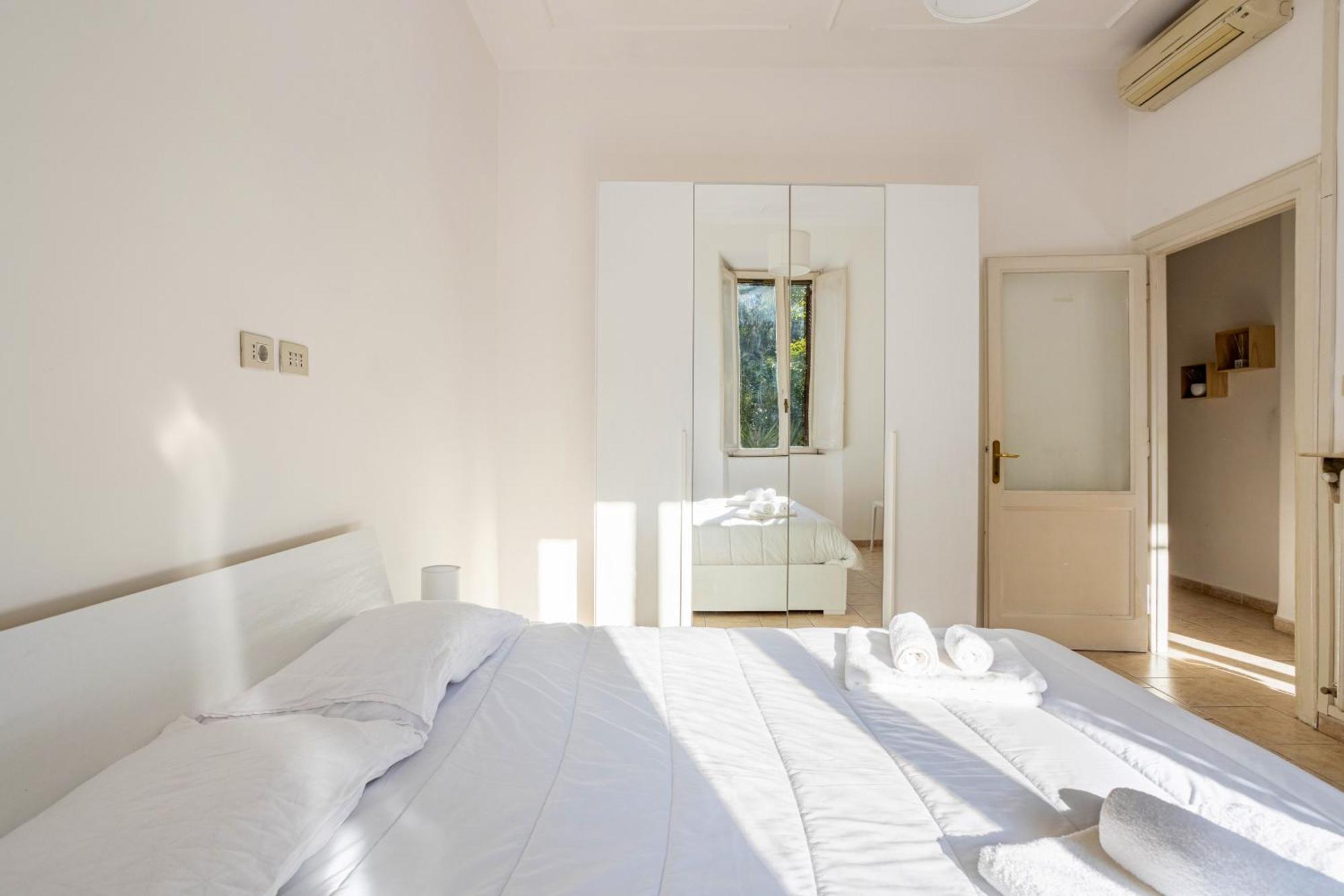 Apartamento La Dolce - Stone's Throw From The Center Roma